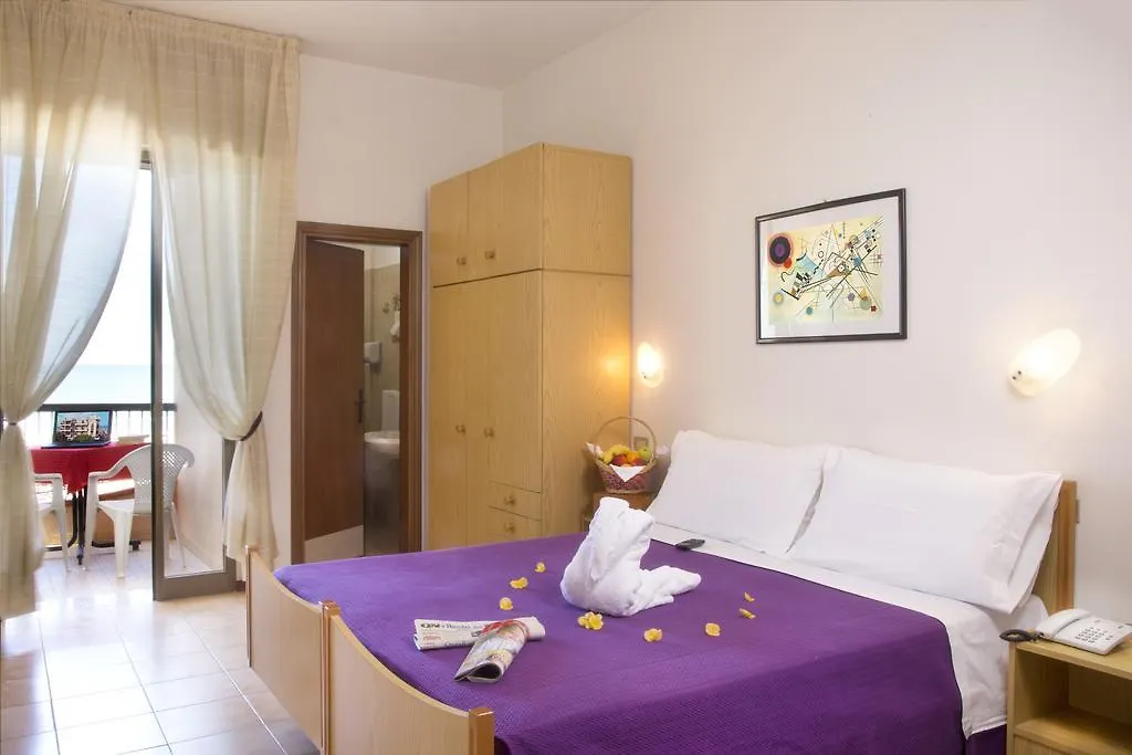 Hotel Usa Rimini 3*,  Italien